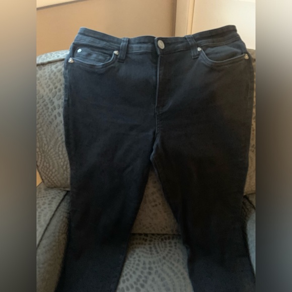 Kut From The Kloth , Carlo Ankle Skinny, Regular Wear, 12 - Picture 3 of 16